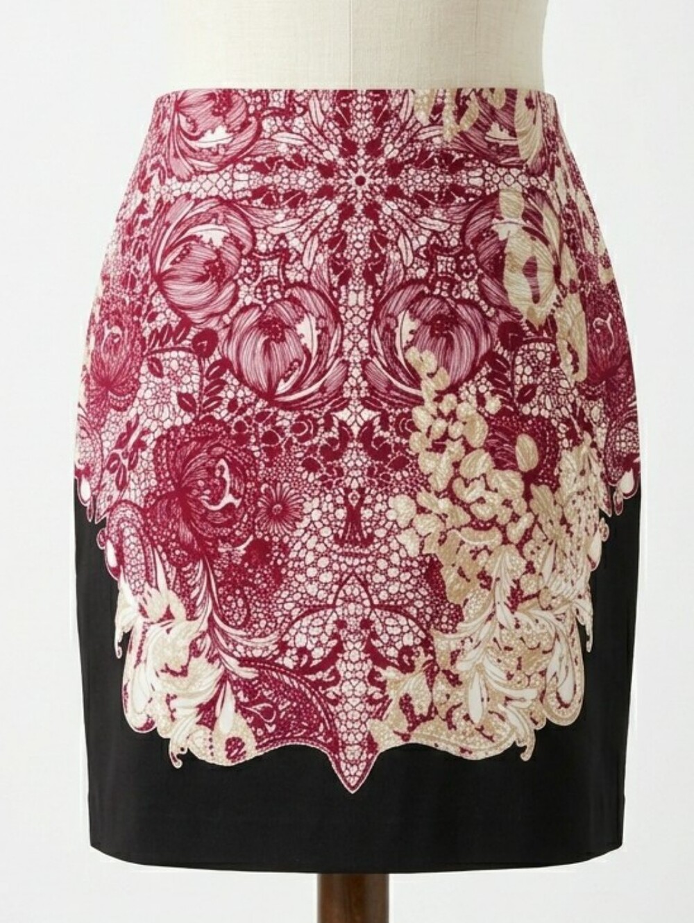 NEW YORK & COMPANY Lace Print Pencil Skirt Red Black Floral Colorblock Size 16